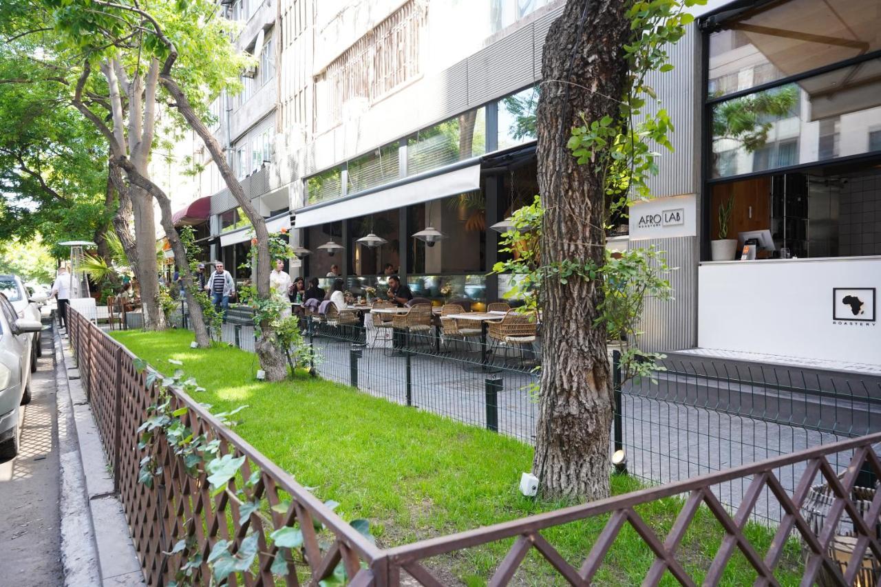 יירבאן Soho Apart Hotel מראה חיצוני תמונה