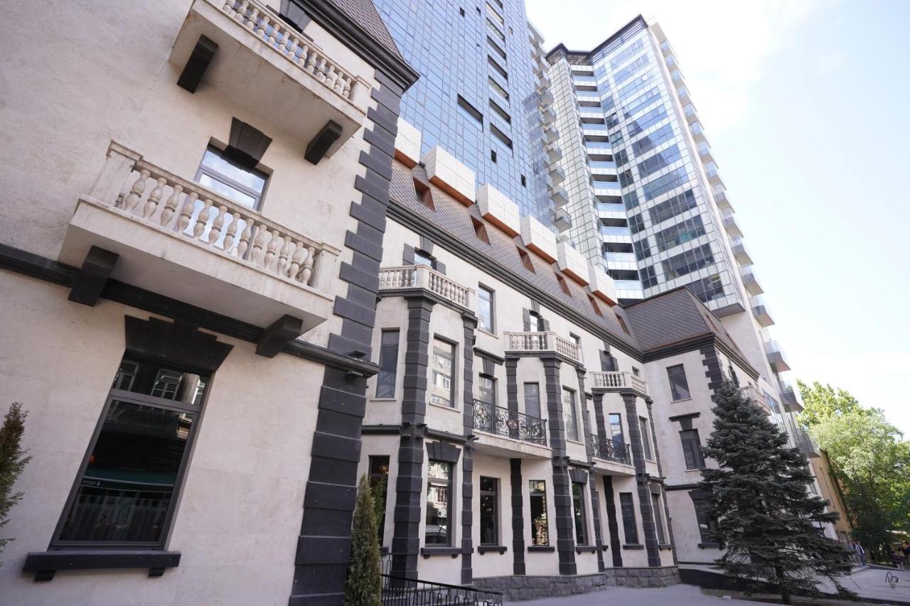 יירבאן Soho Apart Hotel מראה חיצוני תמונה