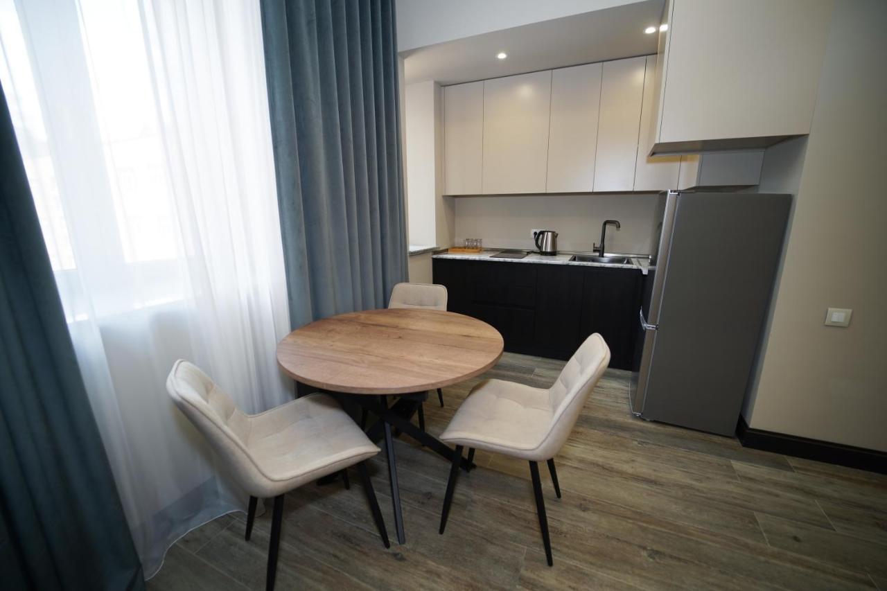יירבאן Soho Apart Hotel מראה חיצוני תמונה