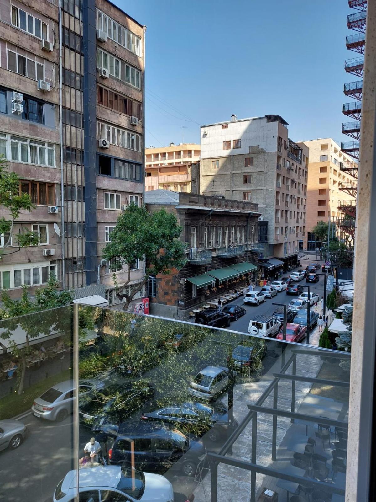 יירבאן Soho Apart Hotel מראה חיצוני תמונה